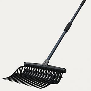 Noble Outfitters Wave Manure Pitch Fork an Unbreakable